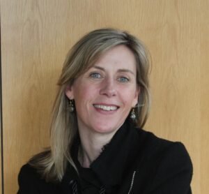 Dr Sandra Davidson